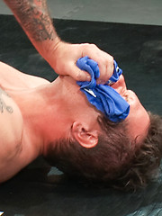 Two big boys are fighting it out for sexual domination!