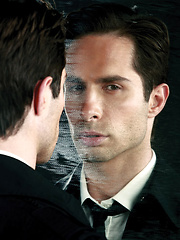 Michael Lucas meets with the sexy muscle-stud performer Adam Killian