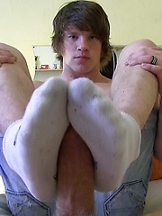 Hoeny boy gets fucked bareback