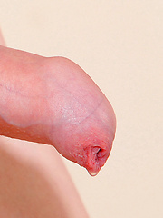 Twinks shows his skinny body