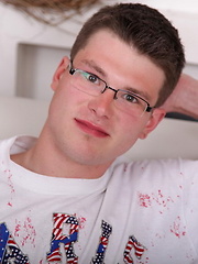 Amateur czech model jacking off cock