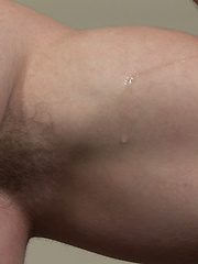 Cute muscled twink jerking off