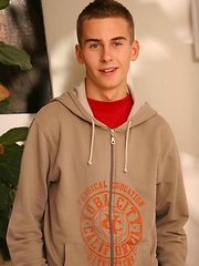 Czech twink posing naked