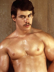 Billy Lee Barnes plays with cock