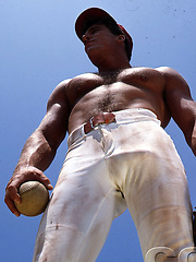 Horny stud Mitch Gaines