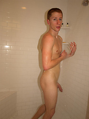 Wes jreking off dick