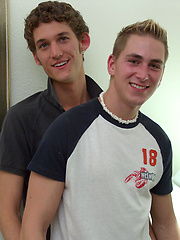 Hot jocks Thomas and Wade fucking