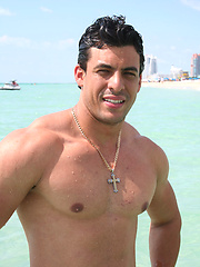 Latest Hottie Update: ROBERT