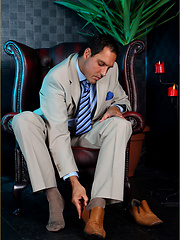 Marcello the stud takes off his suit and pulls his cock