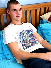 Young Straight Rugby Lad's Cock gets Manhandled & Shows his Hairy Hole & Squirts Everywhere!