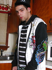 Skater Thug Drac Pisses and Jerks Off