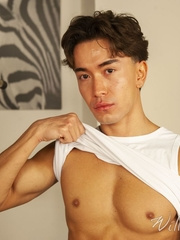 Brian Lee EROTIC SOLO
