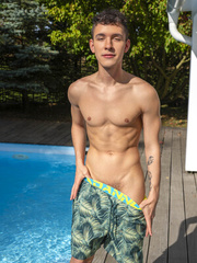 Sun's Out, Cock's Out