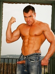 Caius - Hung twink