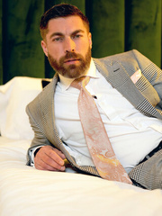 Squirt Casual Encounters, Title: Businessmen Casual Hookup