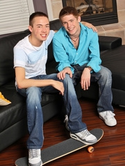 Skinny american boy Brayden White and JD Evans taste each other's dick and fuck