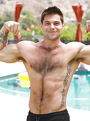 Gay hunks Roman Todd & Aspen teasing nude outdoors & having wicked anal sex