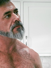 Does it Fit?, Scene #01