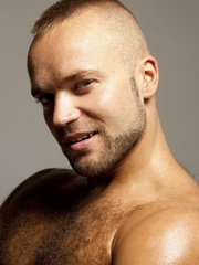 Hot hairy muscle boi