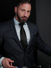 DILF, Editor's Cut