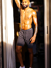 Tatted Stud James Harp Does The Stroke 'N Poke For The Cameras!